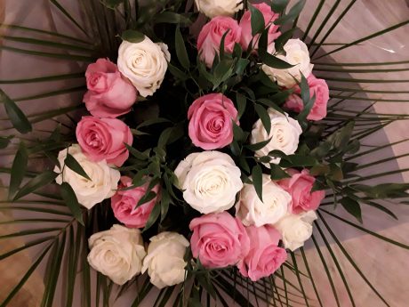 bouquet_de_roses_rose_et_blanche